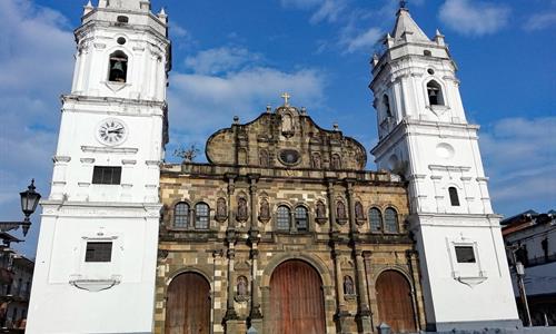 Catedral de Panamá en el Casco Viejo