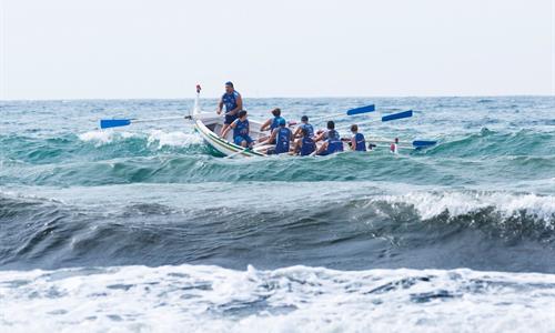 Competencia de Kayak en La Playa El Palo