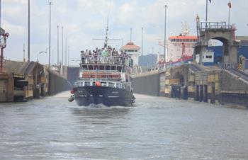 Partial vs Full: Panama Canal Transit Tours