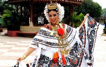 Things To Do In Panama: La Pollera Tours 