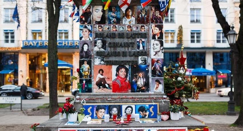 Denkmal Für Michael Jackson - Tiqy, Munich Bike Tour 