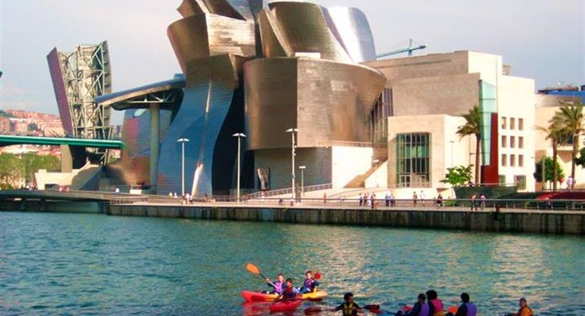Bilbao in Canoe, Bilbao en Canoa