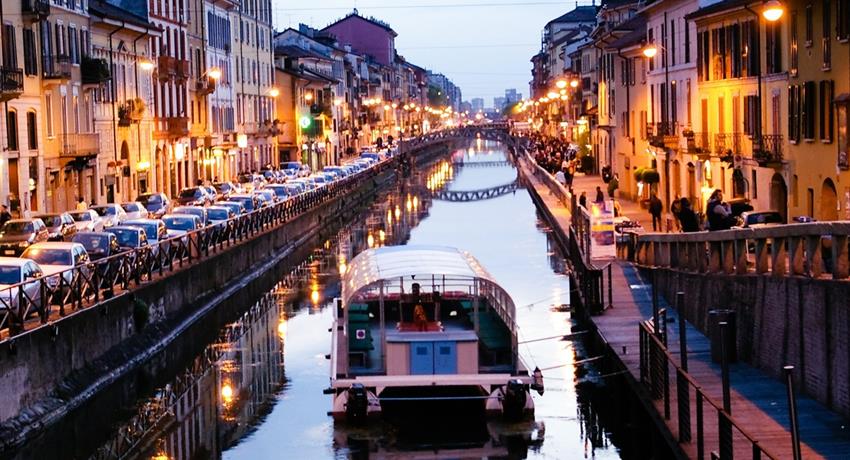 1, Canals, Art, Food and Wine Tour