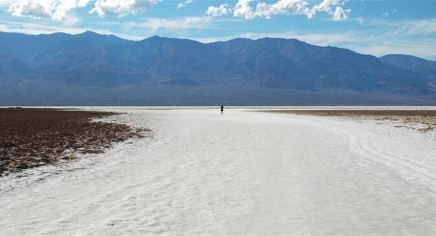 Salt Lake Tiqy, Tour Death Valley