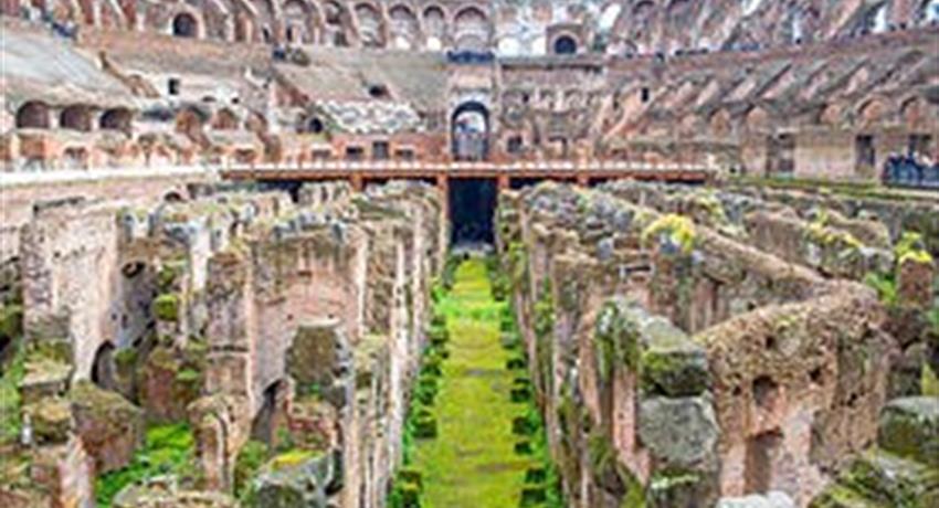 colosseum inside, Tour Temprano del Coliseo en Grupo Pequeño