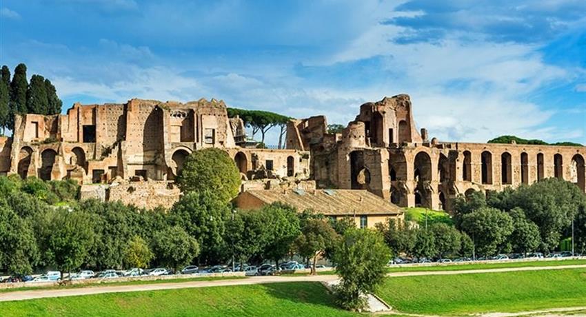 Palatine Hill, Early Colosseum Small Group Tour