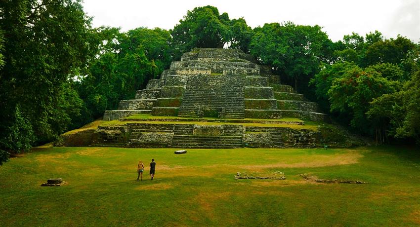 Lamanai Mayan Pyramids, Lamanai Tour