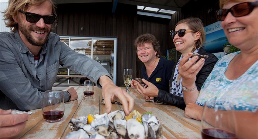 Bruny Island Travellers Oysters, Gourmet Experience on Bruny Island