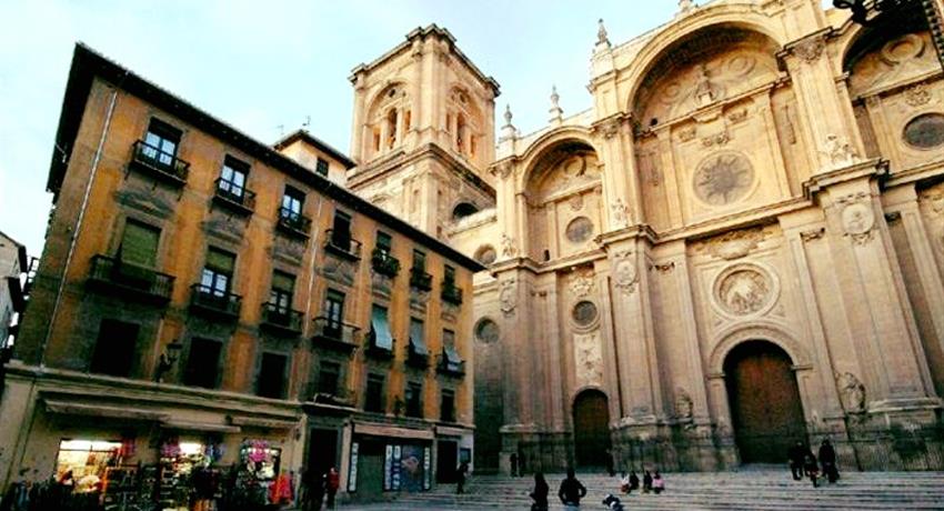 Granada Imprescindible Cathedral Garnata Tours, Granada Imprescindible