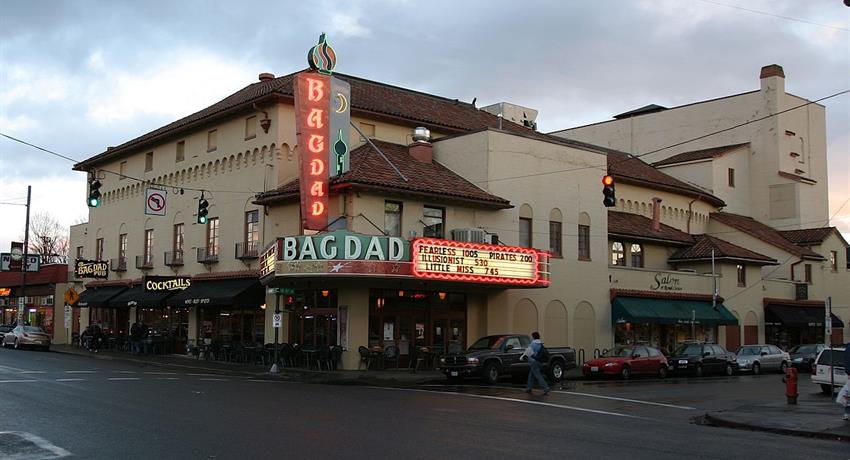 Bagdad theatre, Tour De Medio Día En Portland