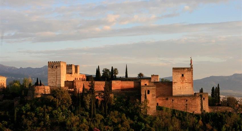 Albayzín en Granada, Historical Free Tour