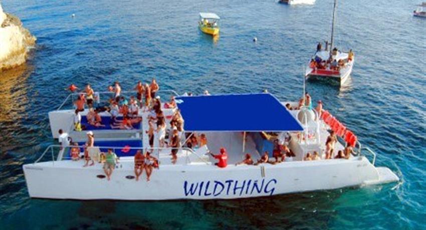 oahu catamaran booze cruise