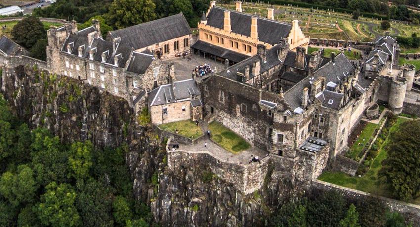 Stirling Castle tiqy, Loch Lomond, The Trossachs & Stirling Castle
