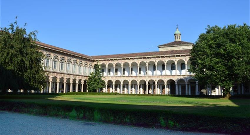 Statale Univeristy Tiqy, Tour Gratuito en Inglés de Milán (Tarde)