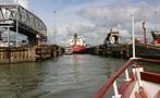 transit through the panama canal - tiqy, Ocean to Ocean Tour through the Panama Canal