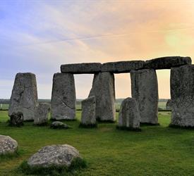 One Day Trip in Stonehenge and Bath