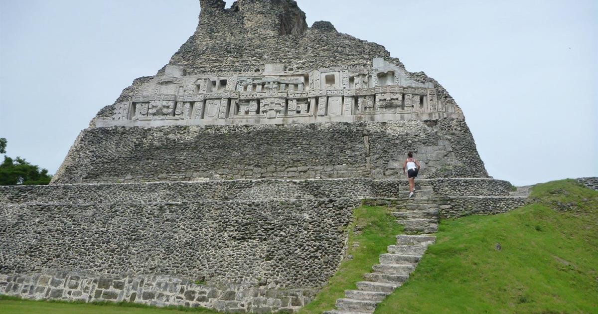 Xunantunich, Cayo, Belice Tiqy