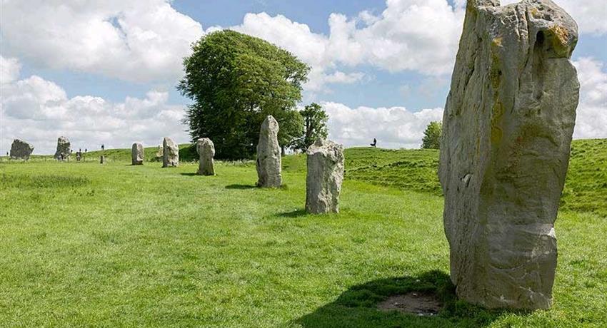 Stonehenge and Avebury - TIQY, Sightseeing Tours: Stonehenge and Avebury