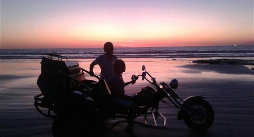 Sunset at Gantheaume Point motos, Sunset at Gantheaume Point
