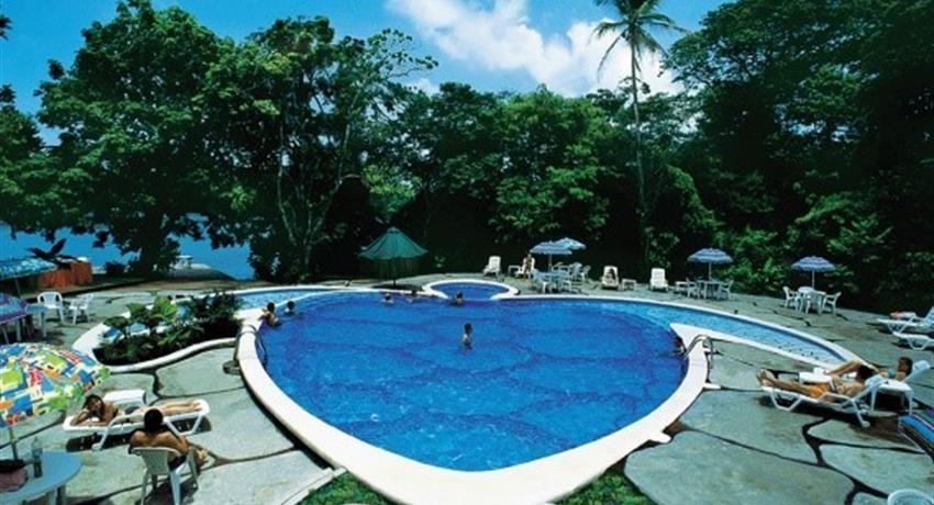 Swimming pool at the hotel in Tortuguero, Tortuguero National Park 