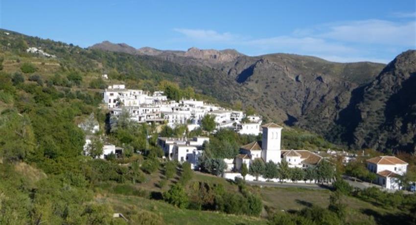 Andalus 2, Tour of Alpujarra from Granada in one day